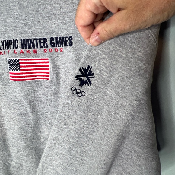 2002 Salt Lake Utah XIX Olympic Winter Games Sweatshirt Size Large - Picture 6 of 10